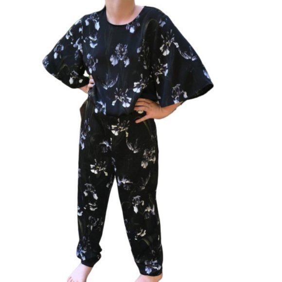 H&M Floral Open Slit Back Romper Jumpsuit 10 - Picture 1 of 6